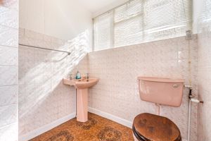 Photo 19- click for photo gallery